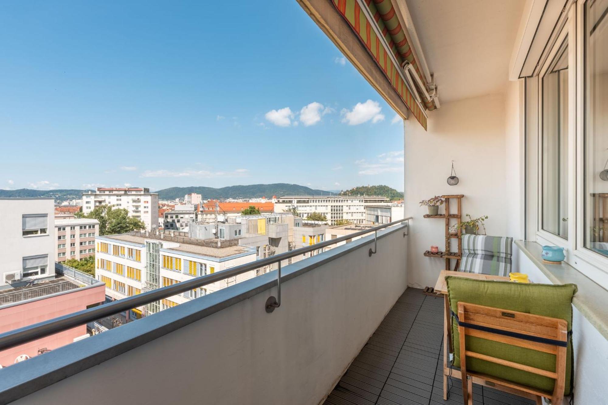 Tamliving Zentrum Luxus Parken Messe Wifi Traumaussicht Sunrise&Sunset Graz Ngoại thất bức ảnh